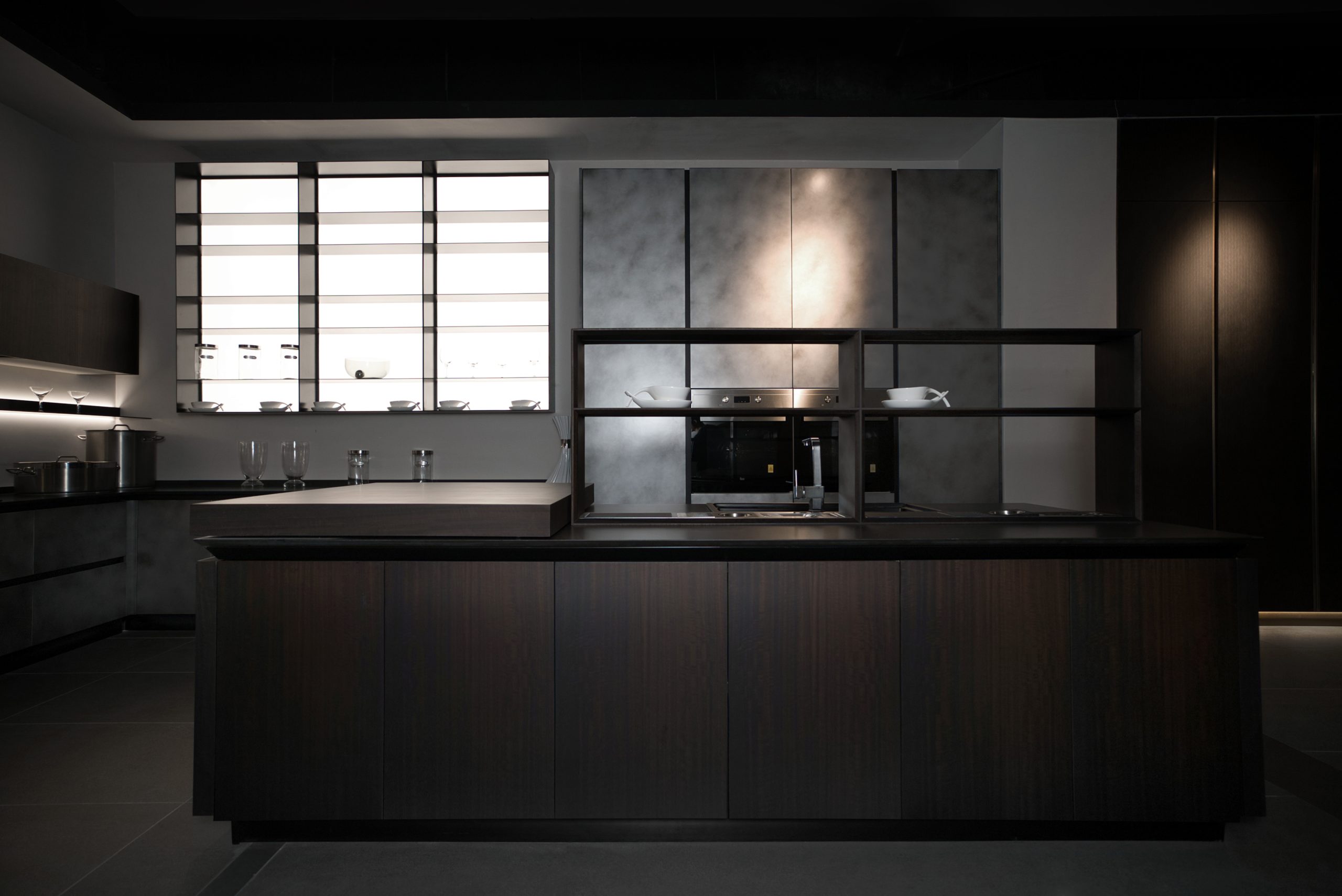 zen-inspired-kitchen-lotus-phantom